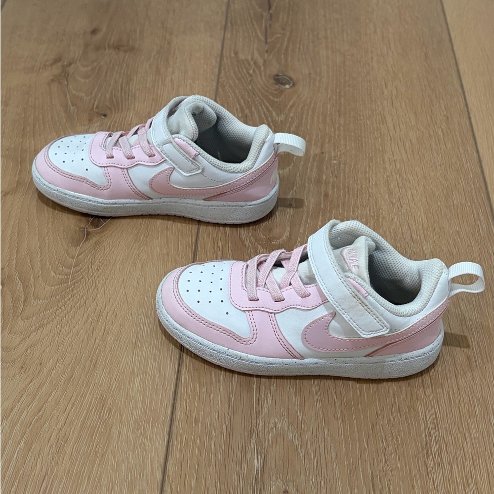 Nike Kids White and Light Pink Low-Top Sneakers